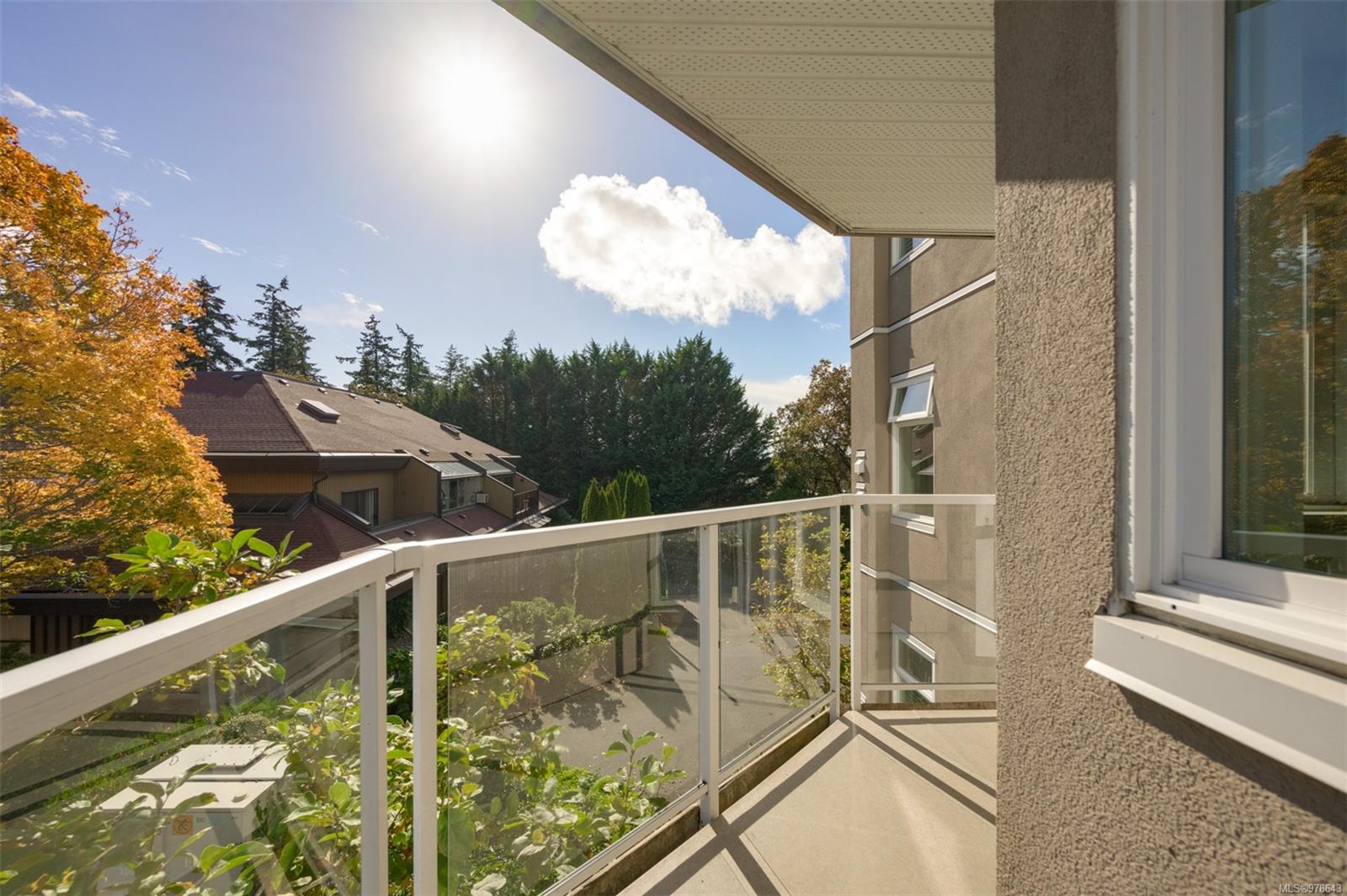 4678 Elk Lake Dr # 301C