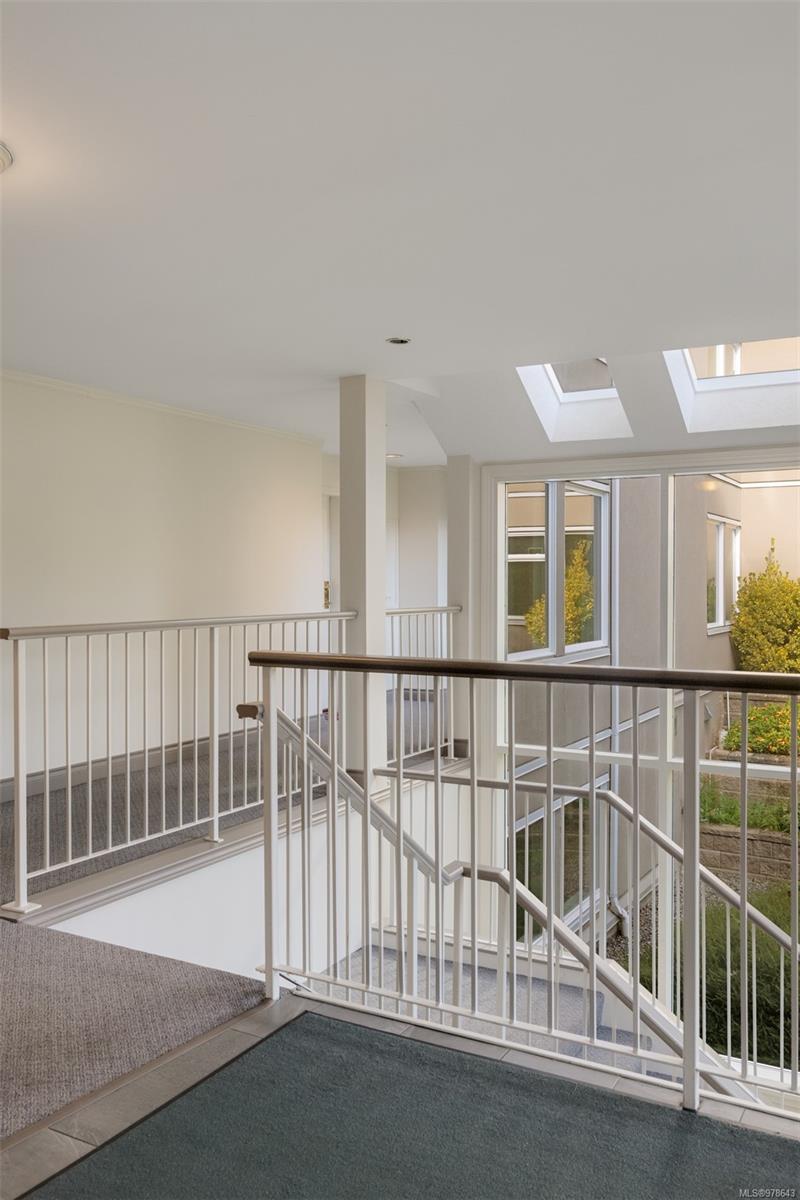 4678 Elk Lake Dr # 301C