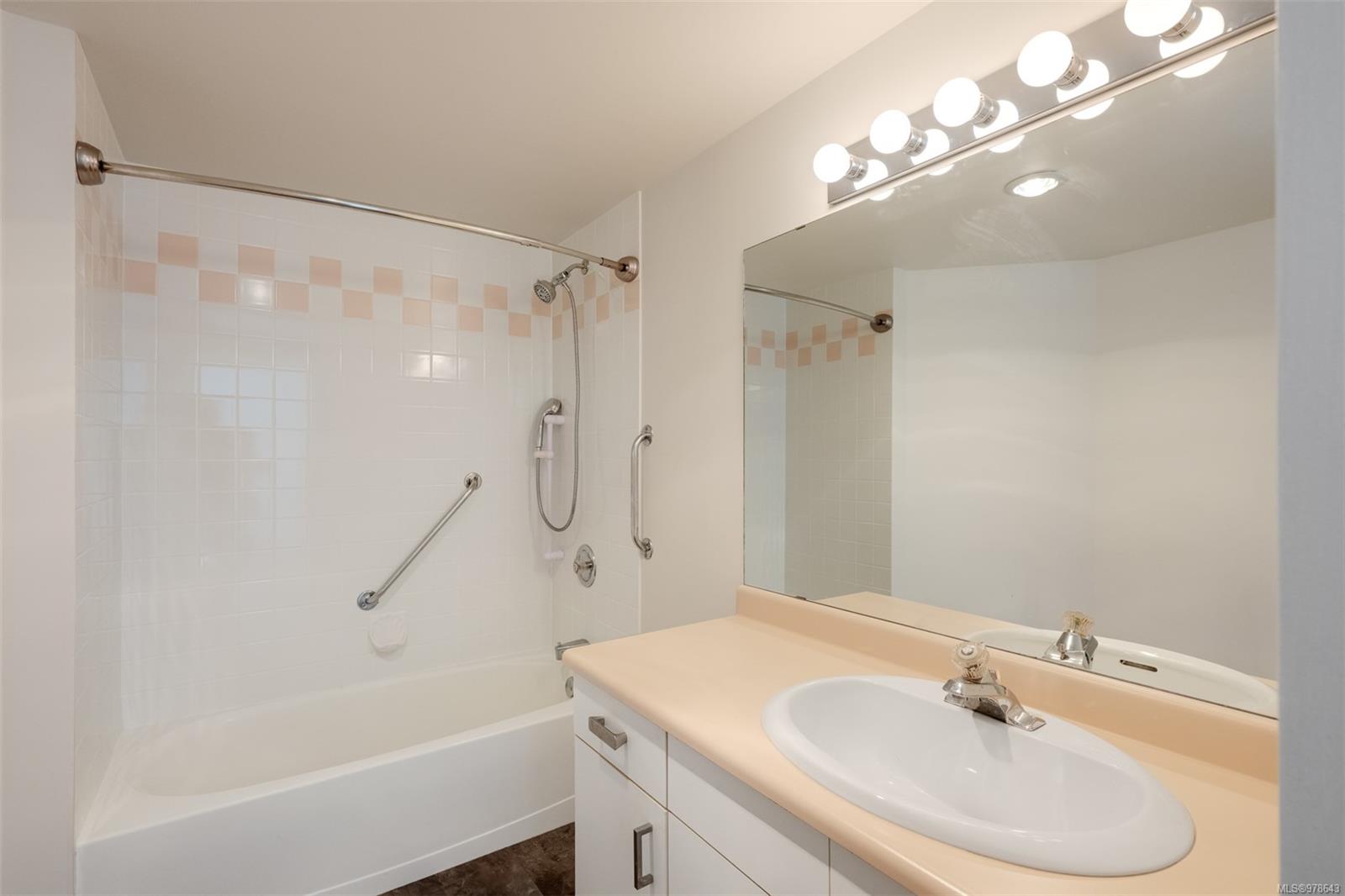 4678 Elk Lake Dr # 301C