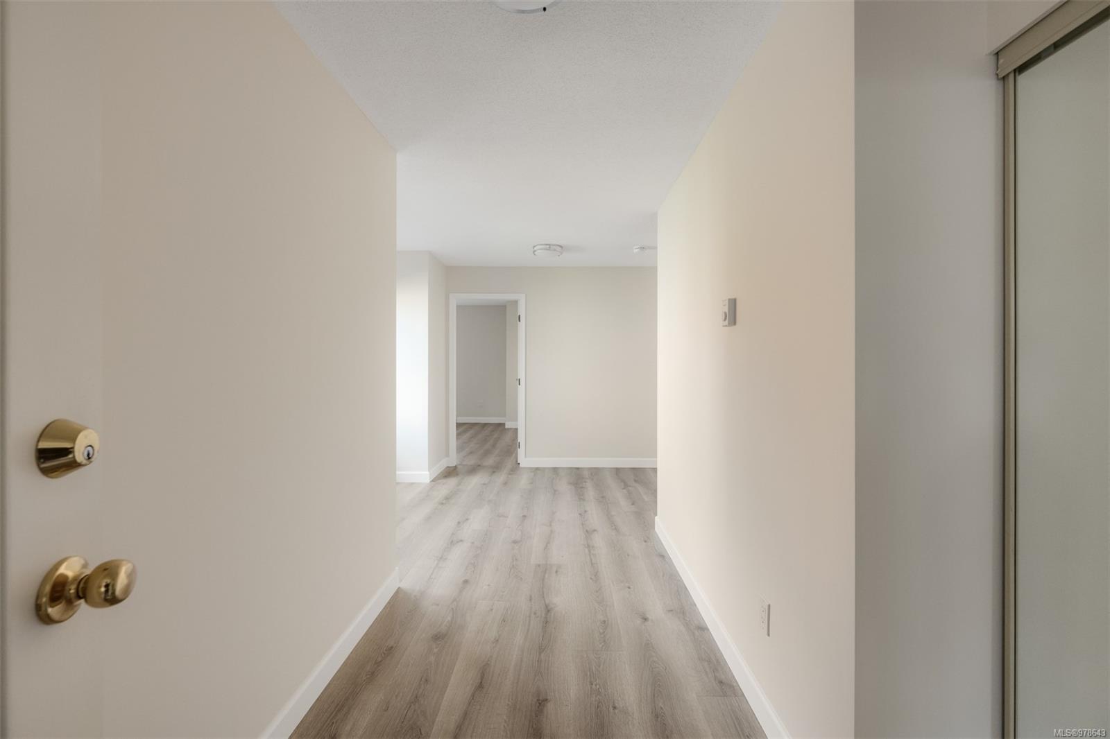 4678 Elk Lake Dr # 301C