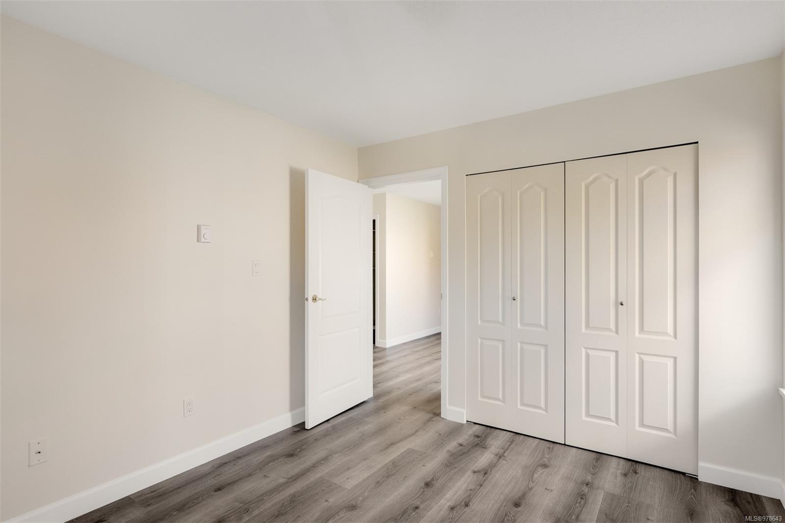 4678 Elk Lake Dr # 301C