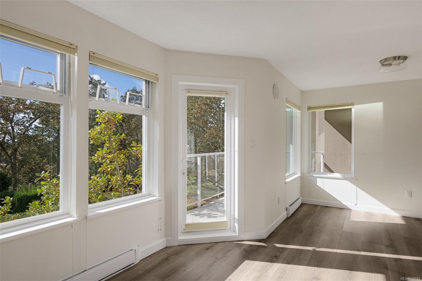 4678 Elk Lake Dr # 301C