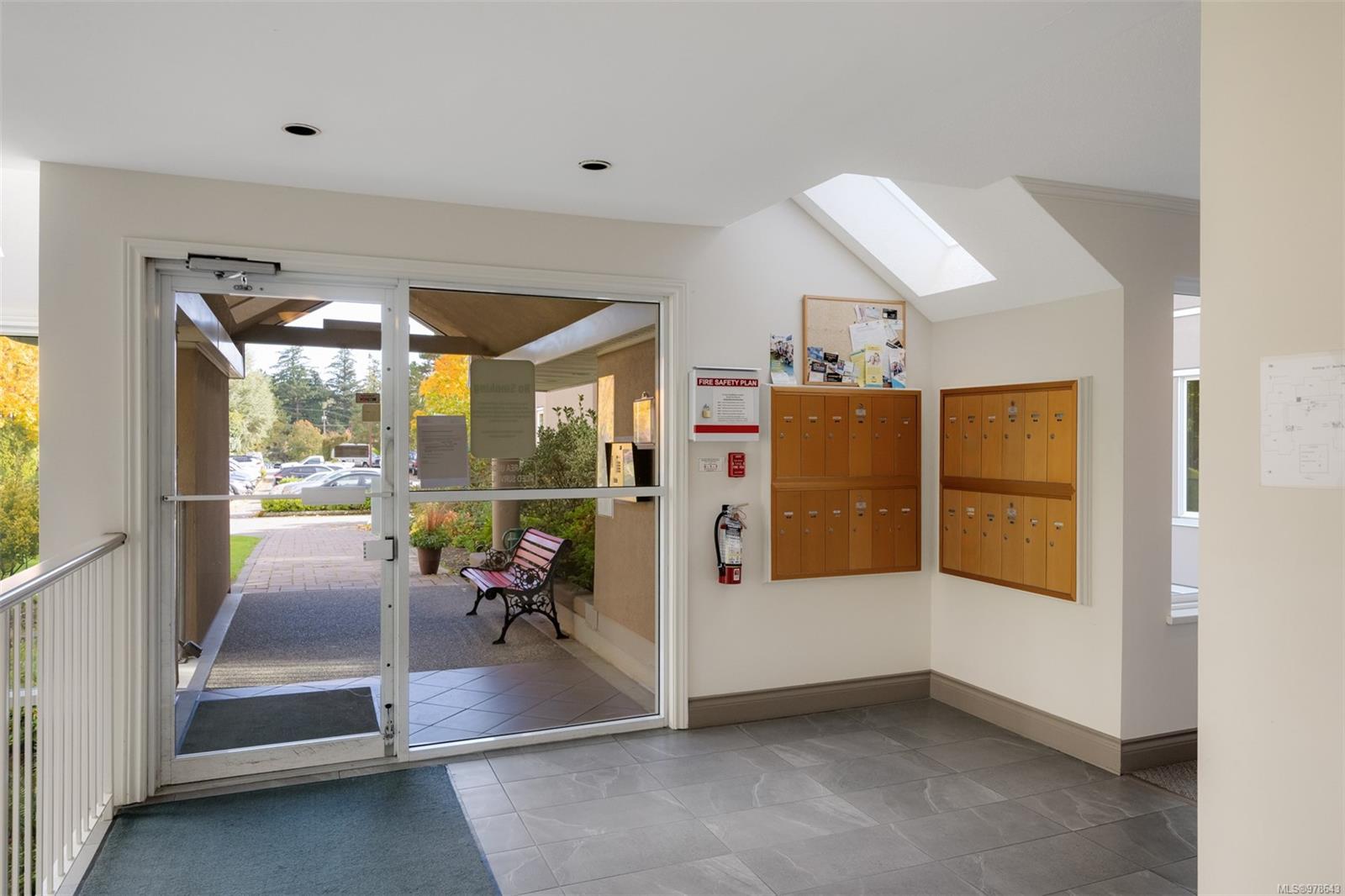 4678 Elk Lake Dr # 301C