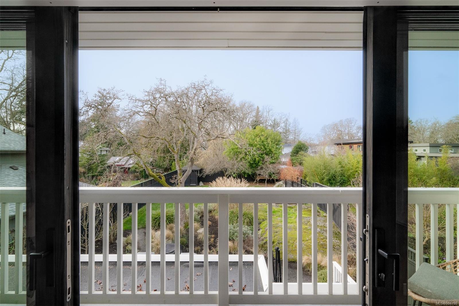 1248 Hewlett Pl