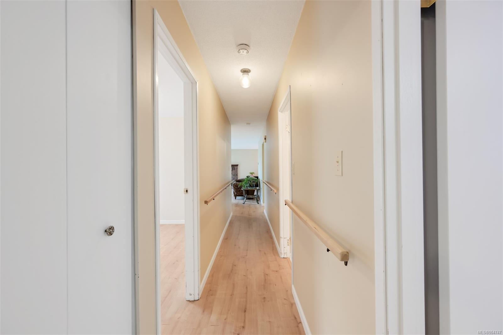 2157 Naomi Pl