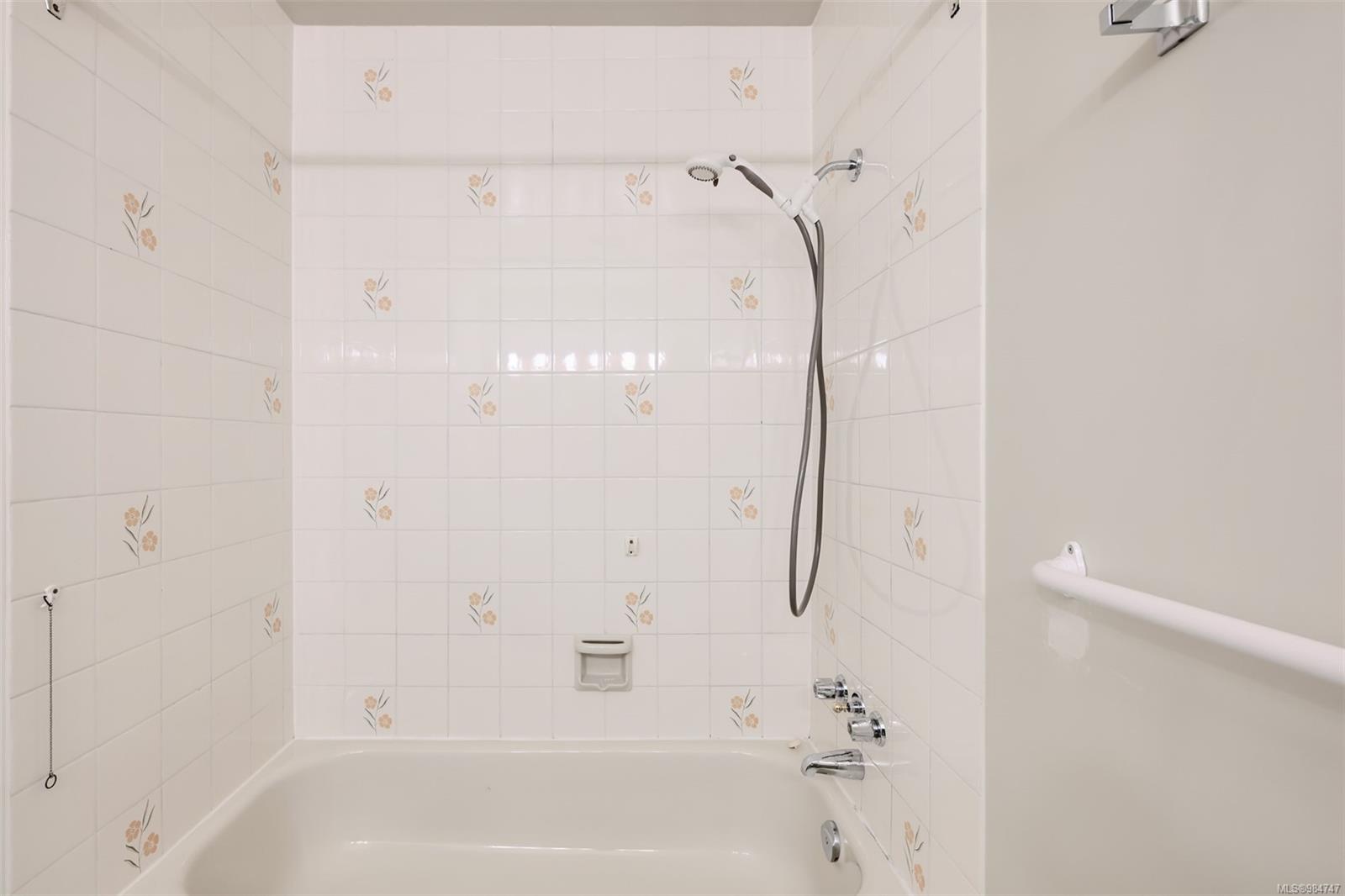 2157 Naomi Pl