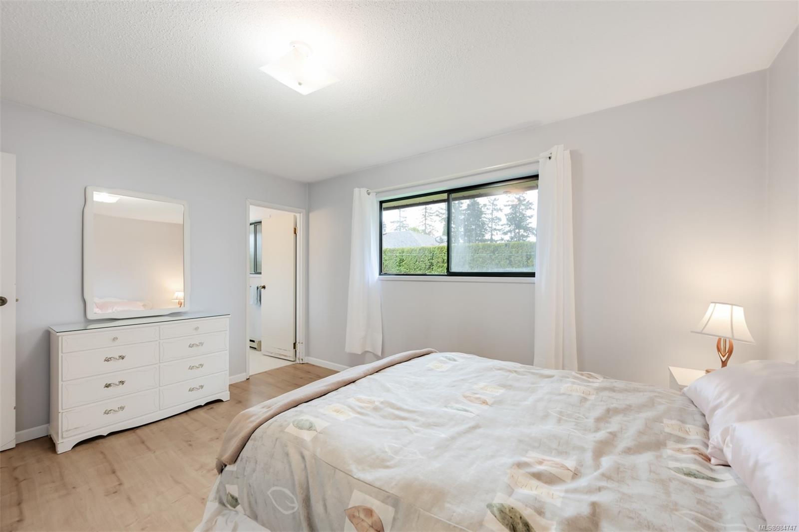 2157 Naomi Pl