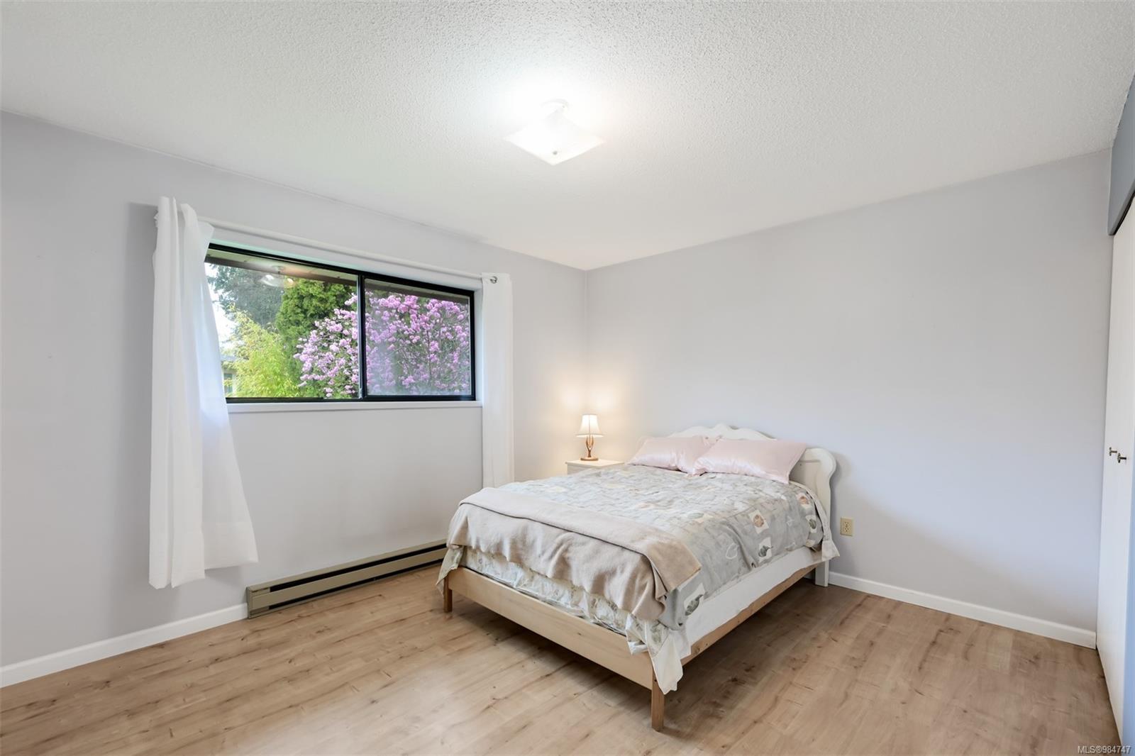 2157 Naomi Pl