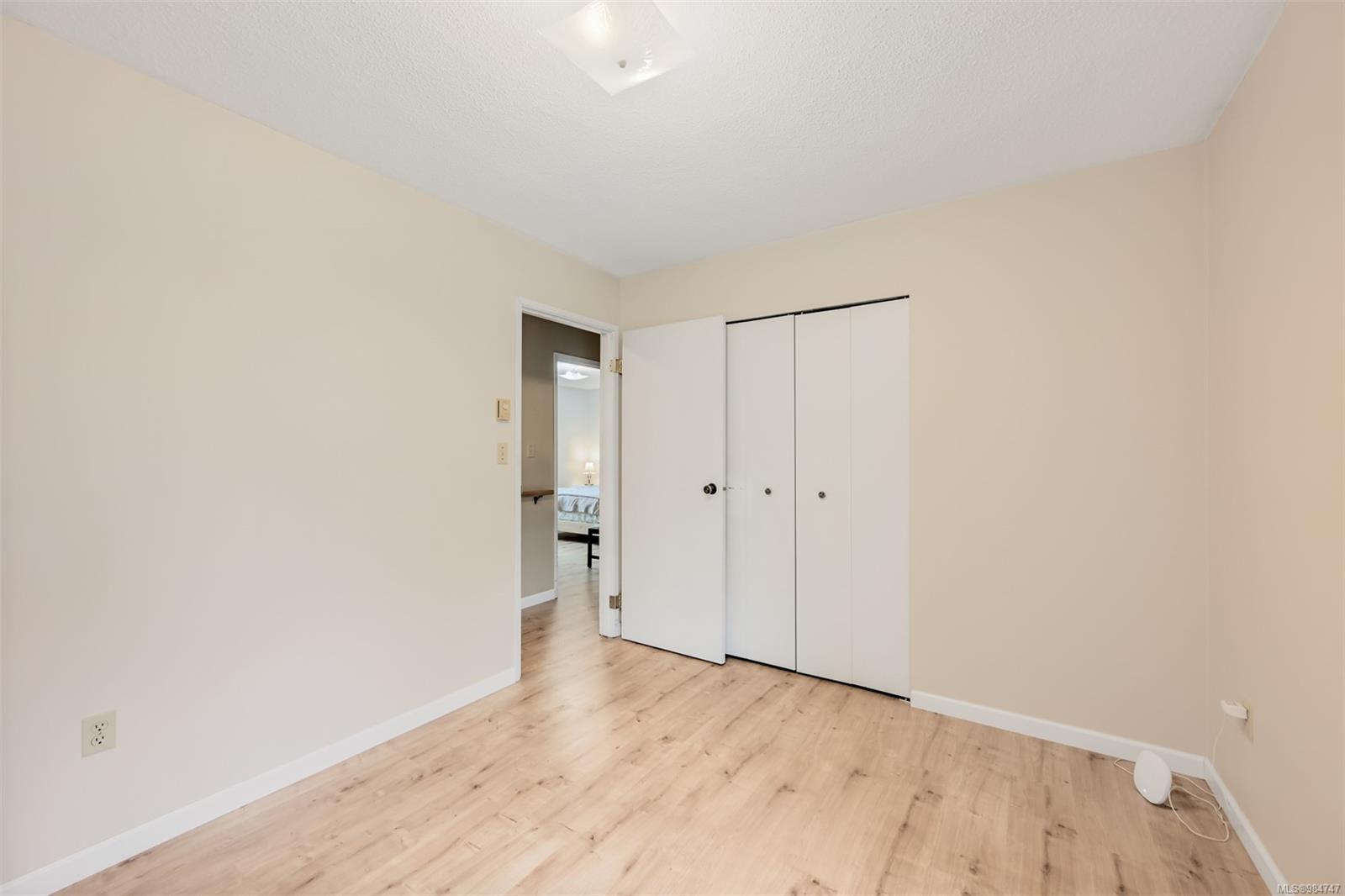 2157 Naomi Pl