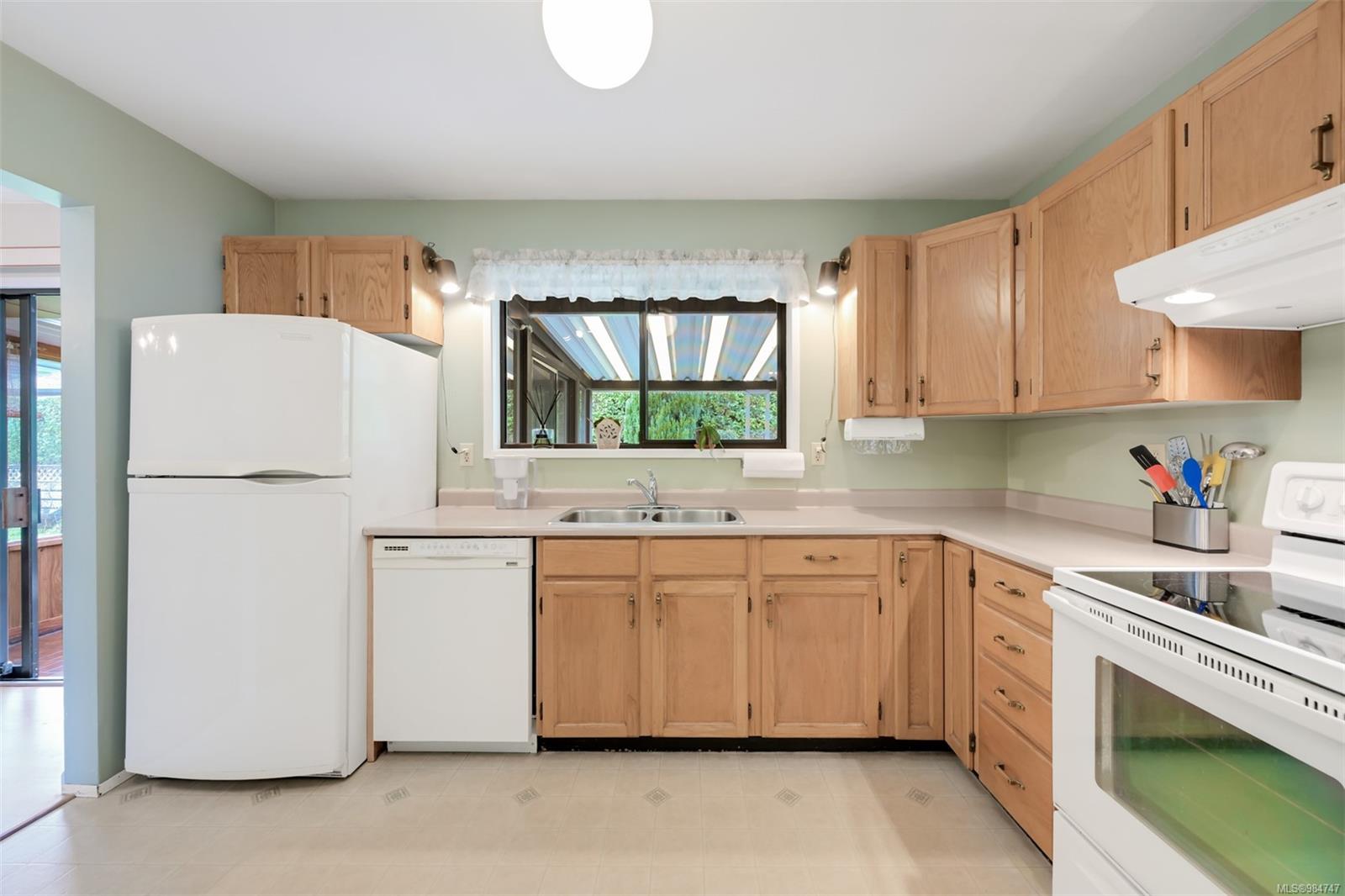 2157 Naomi Pl