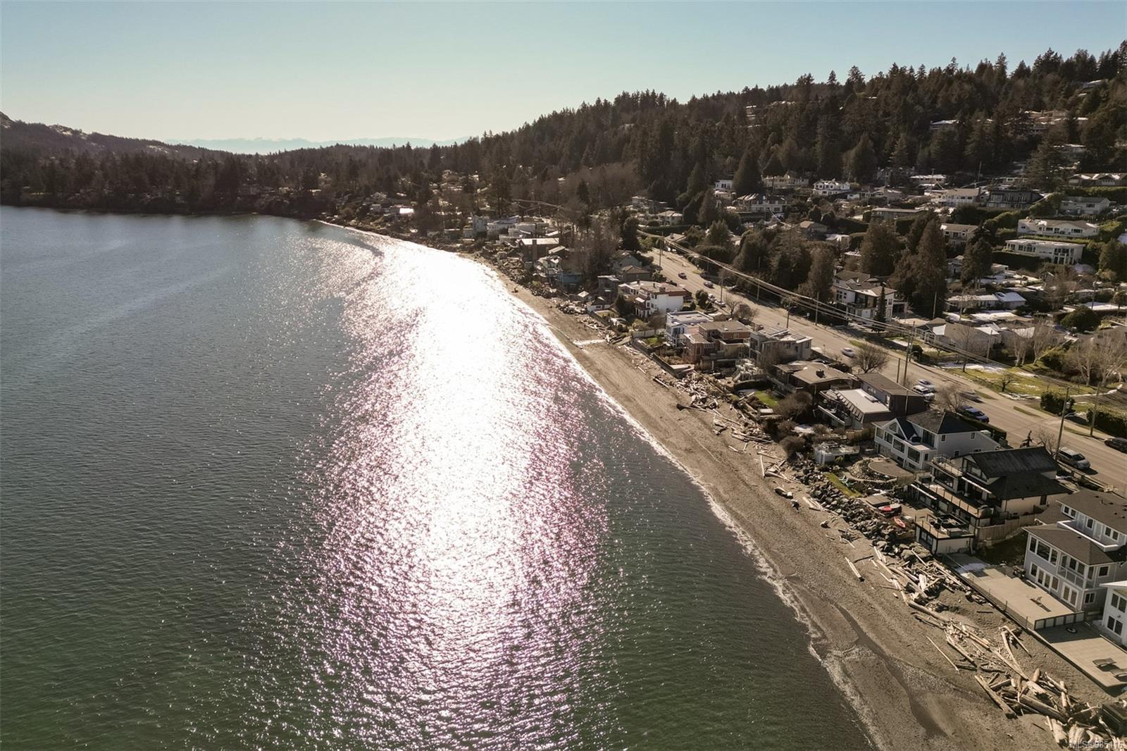 5110 Cordova Bay Rd # 39