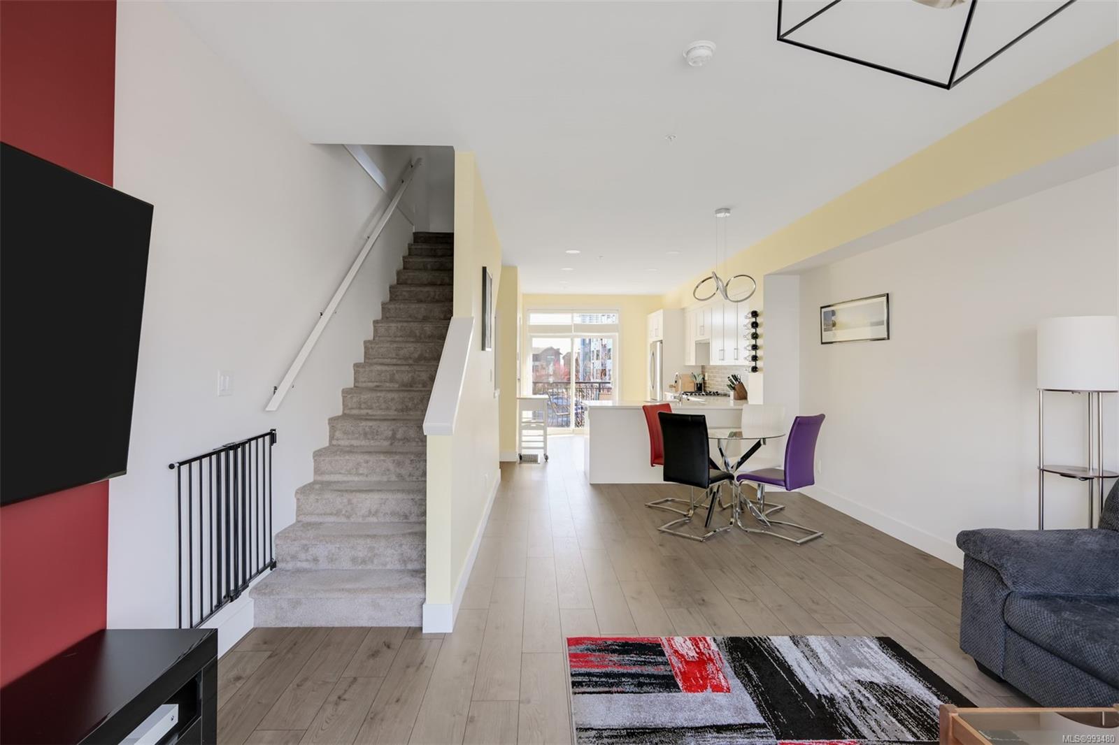 370 Latoria Blvd # 41