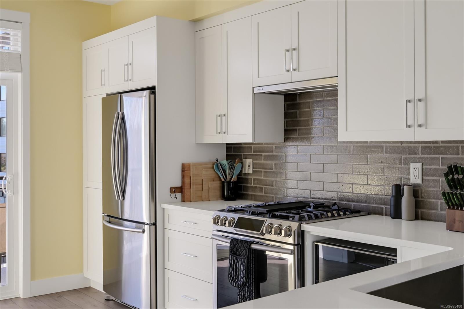 370 Latoria Blvd # 41