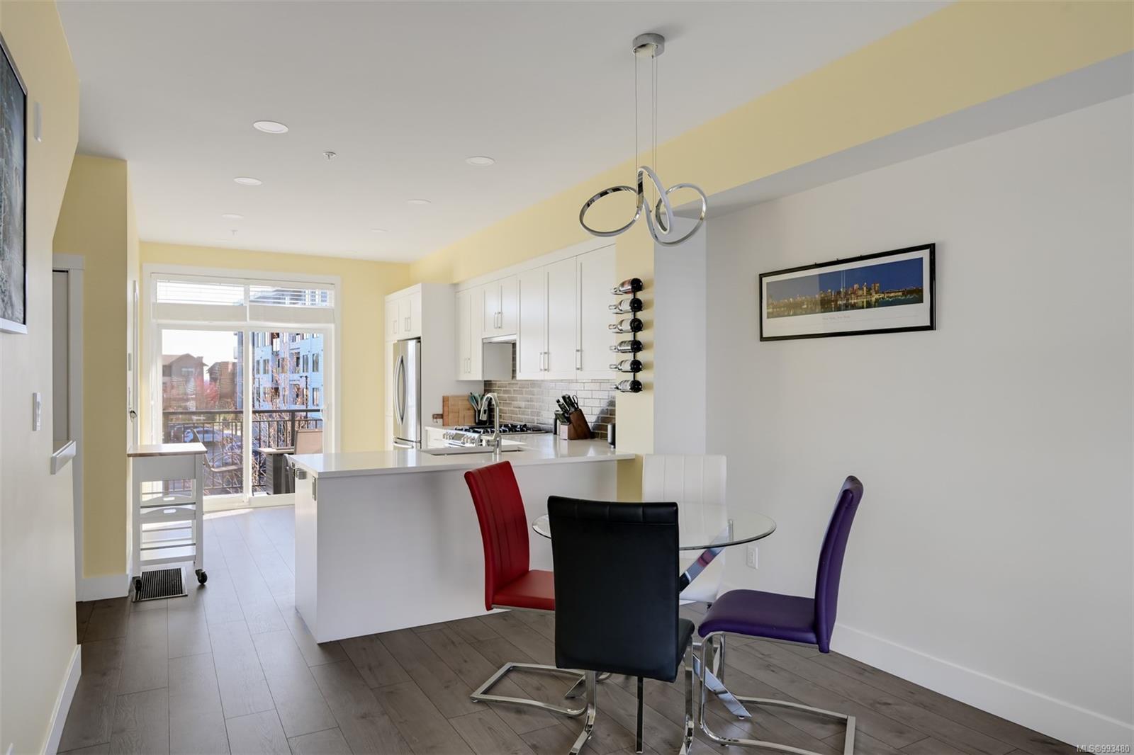 370 Latoria Blvd # 41