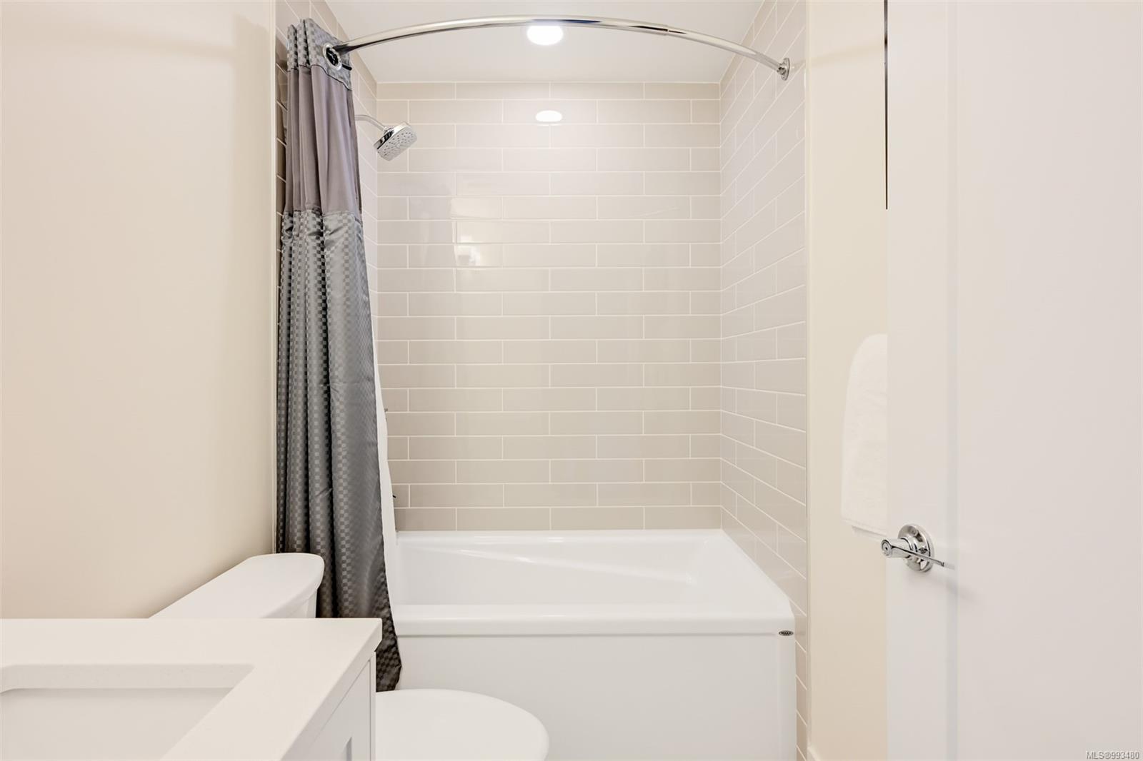 370 Latoria Blvd # 41