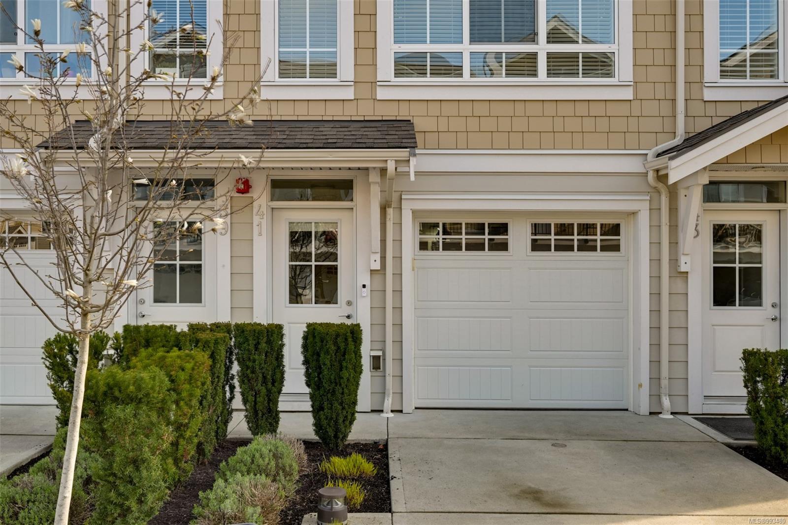 370 Latoria Blvd # 41