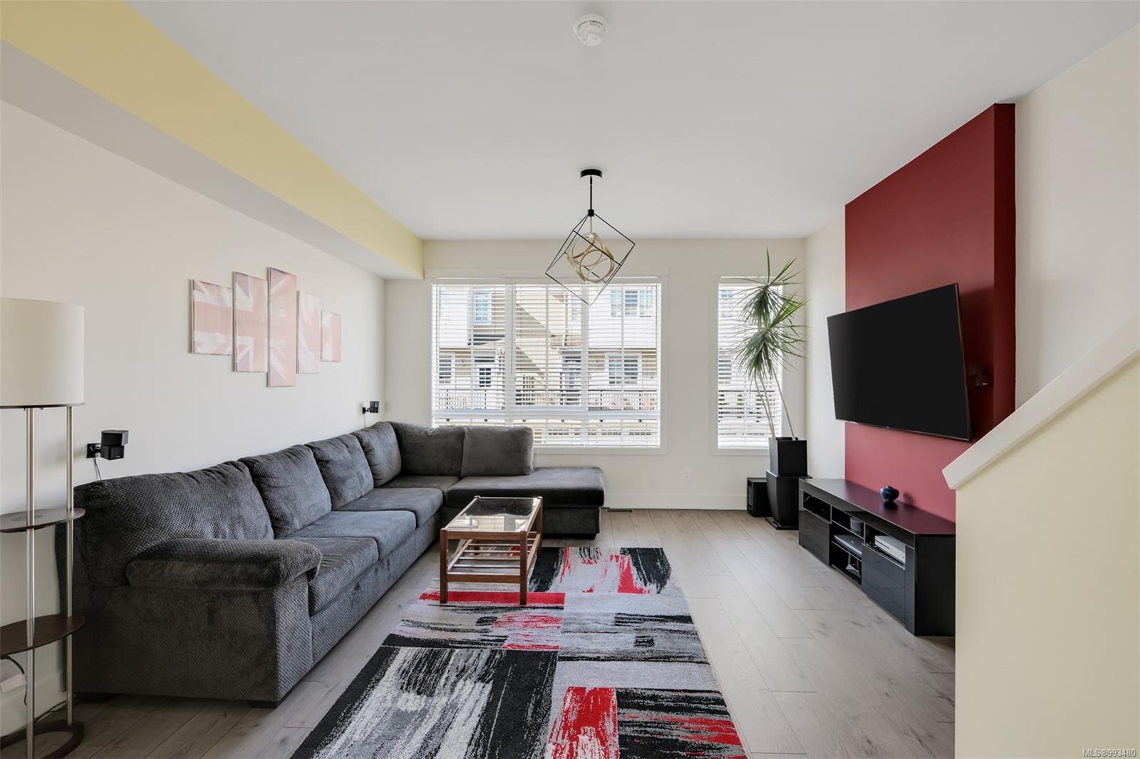 370 Latoria Blvd # 41