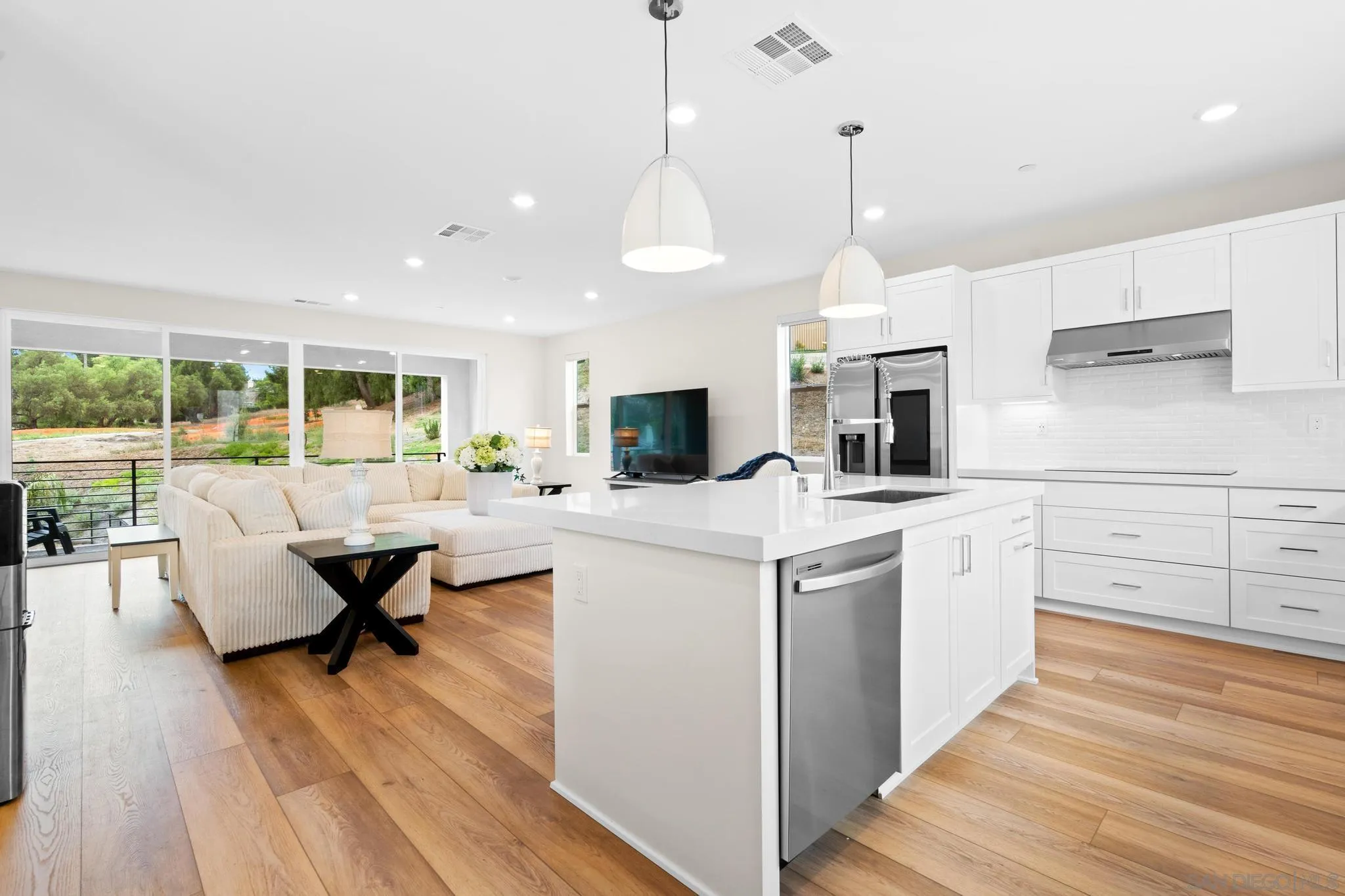 12112 Carter Lane