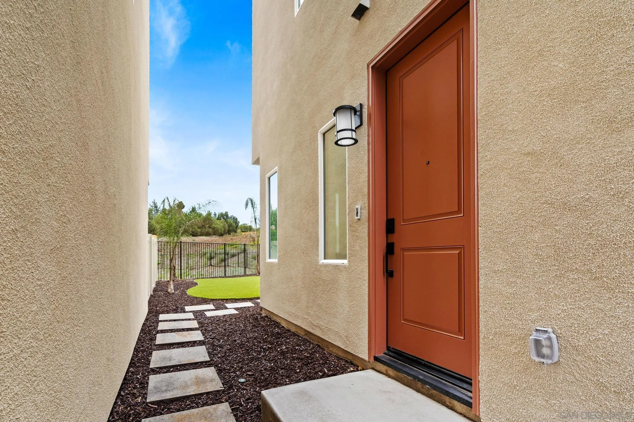 12112 Carter Lane