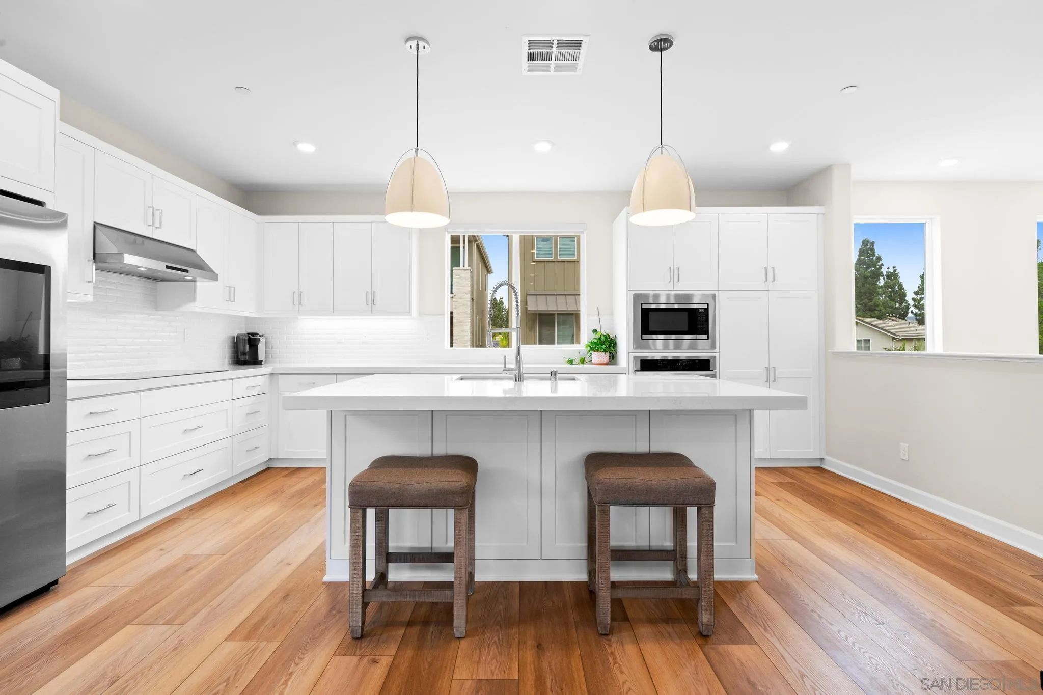 12112 Carter Lane