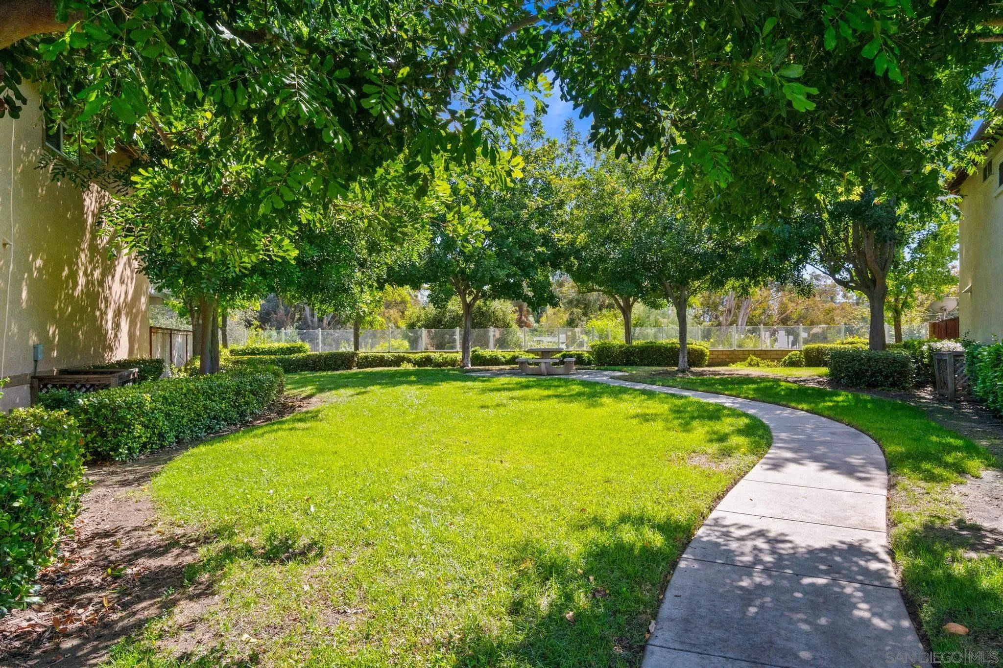 1942 Arbor Glen
