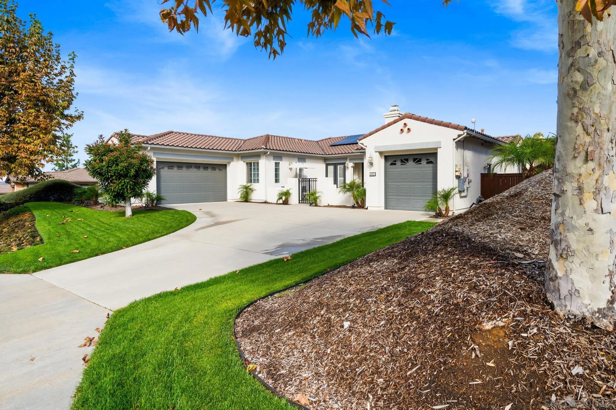 3252 Hidden Estate Lane, Escondido