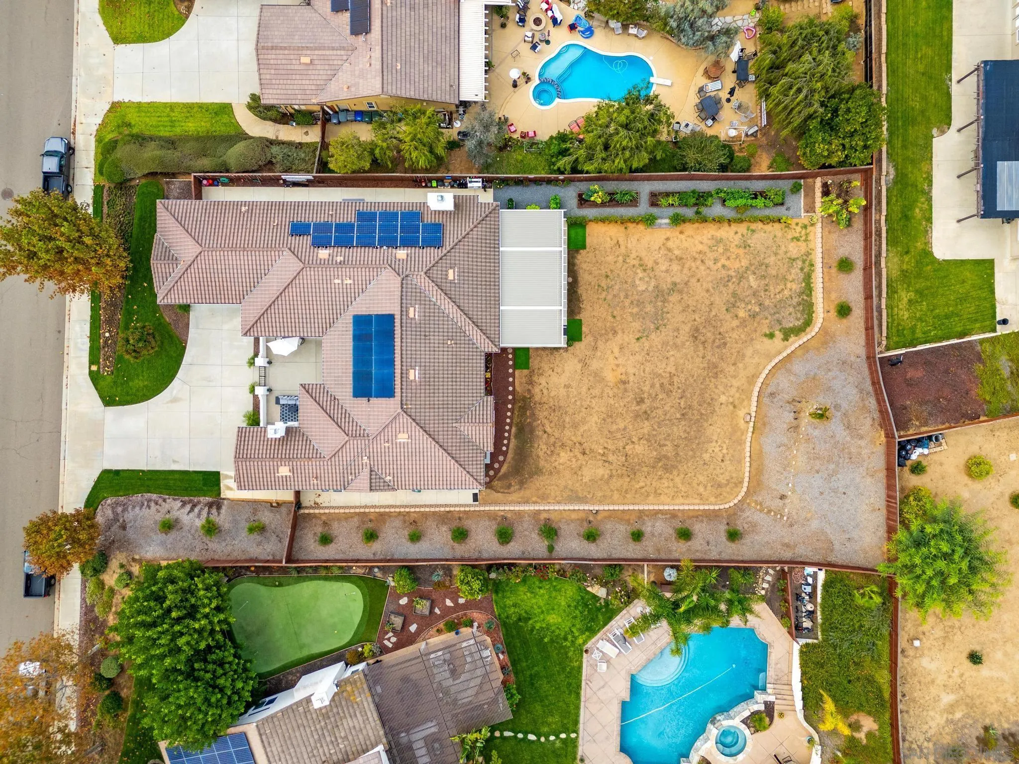 3252 Hidden Estate Lane, Escondido