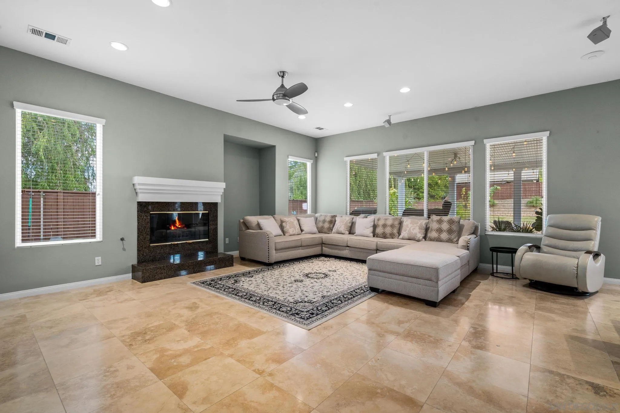 3252 Hidden Estate Lane, Escondido