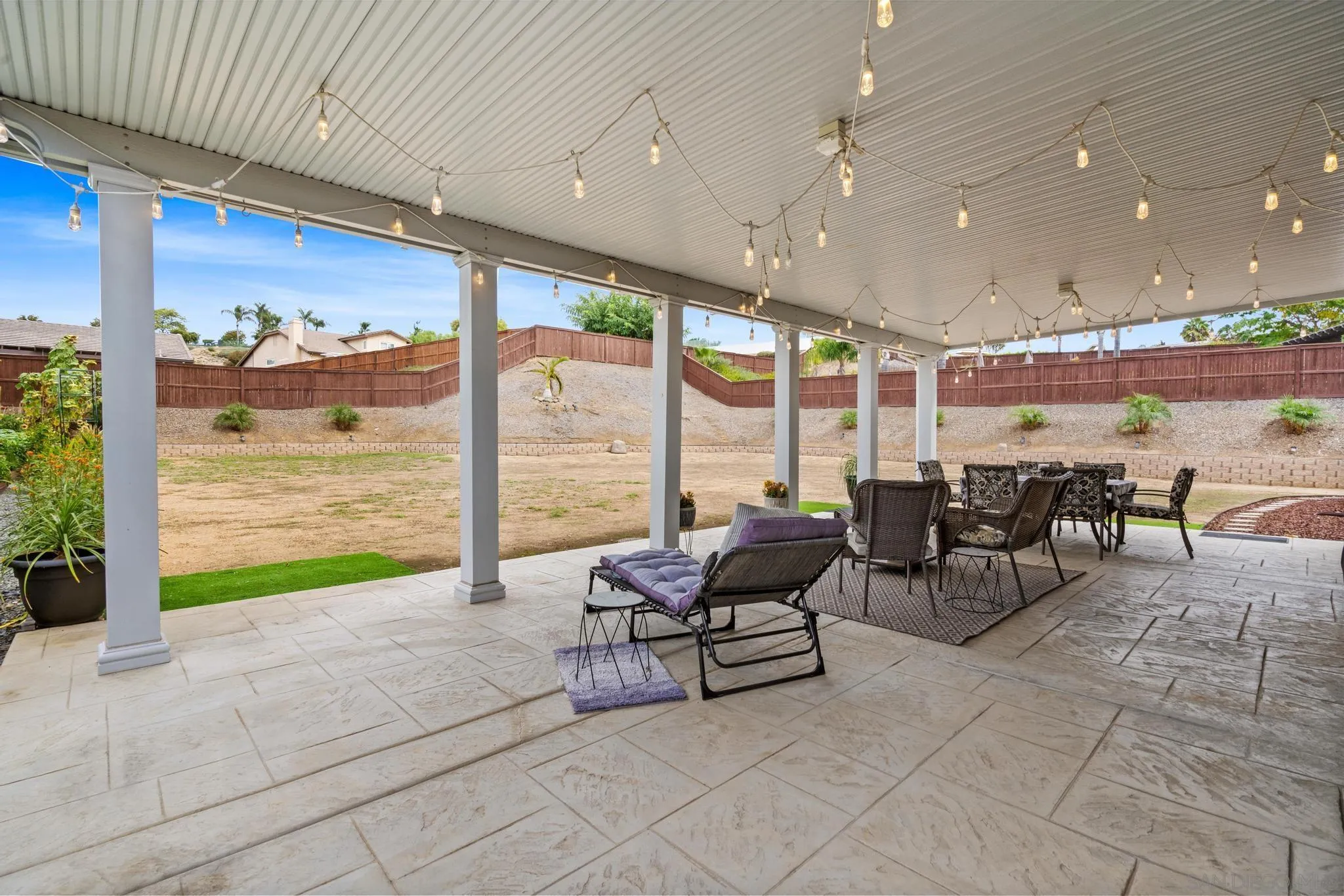 3252 Hidden Estate Lane, Escondido