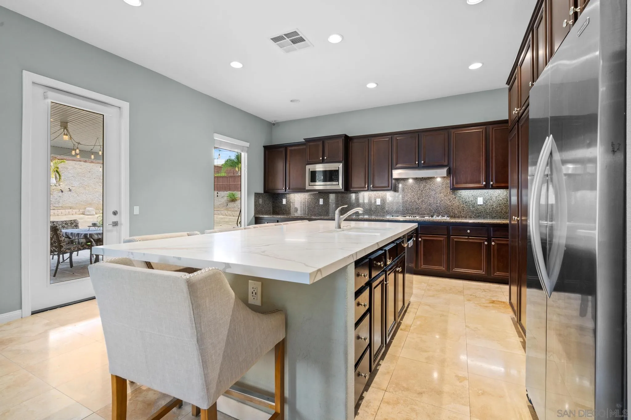 3252 Hidden Estate Lane, Escondido