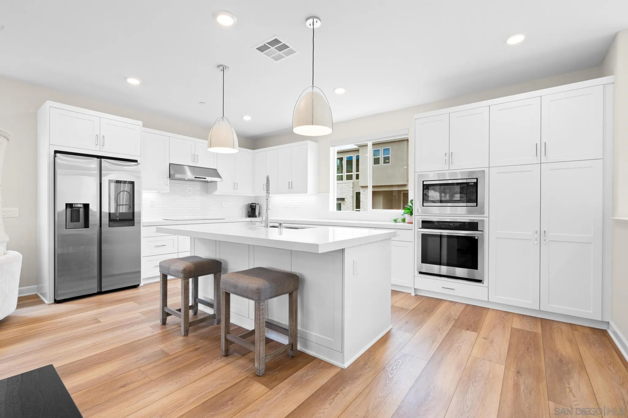 12112 Carter Lane