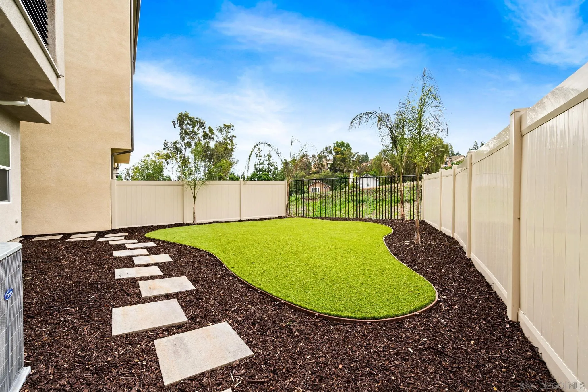 12112 Carter Lane