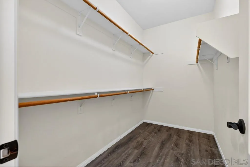 17059 Calle Trevino, Unit 5