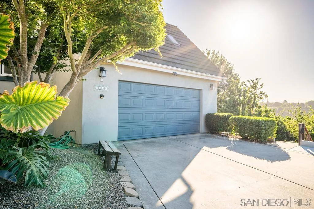 1596 Aldorado Drive