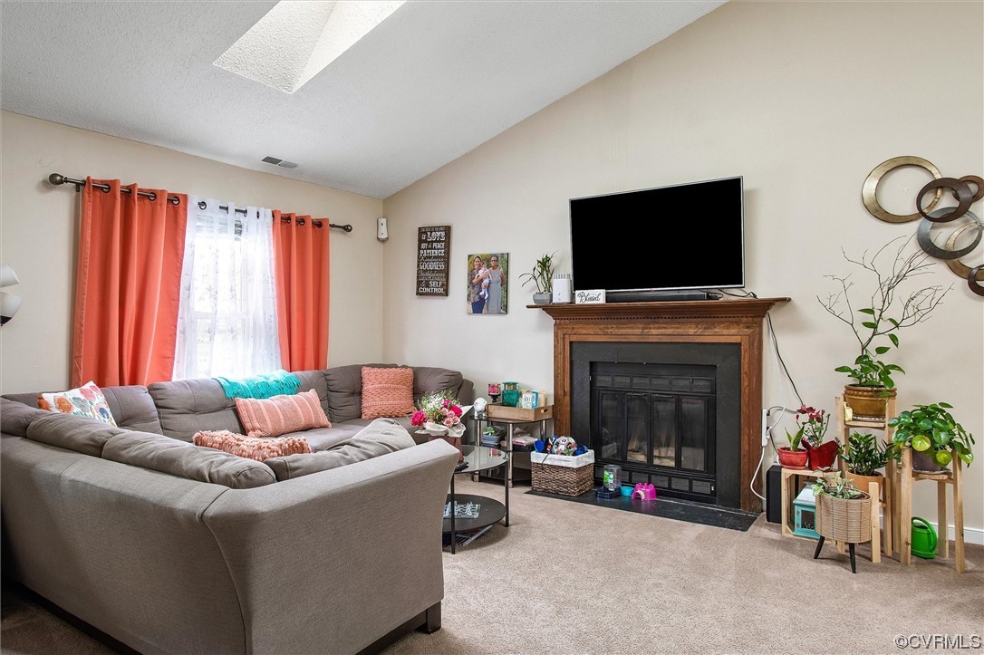 4933 Gention Rd