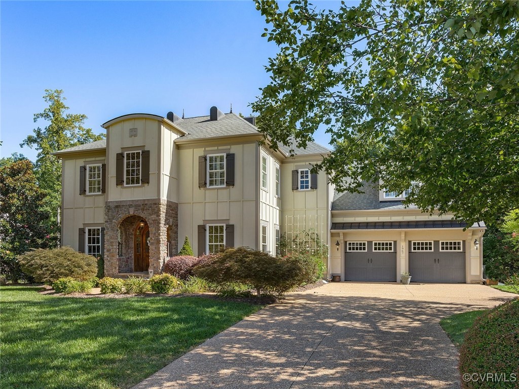 1967 Farnborough Dr