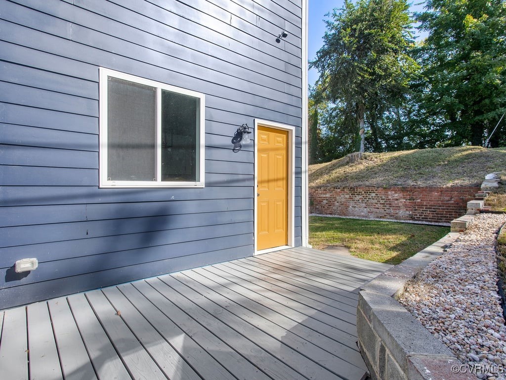 203 N Jefferson St