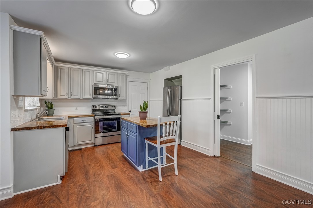 2748 Danieltown Rd