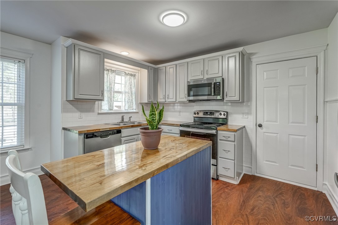2748 Danieltown Rd