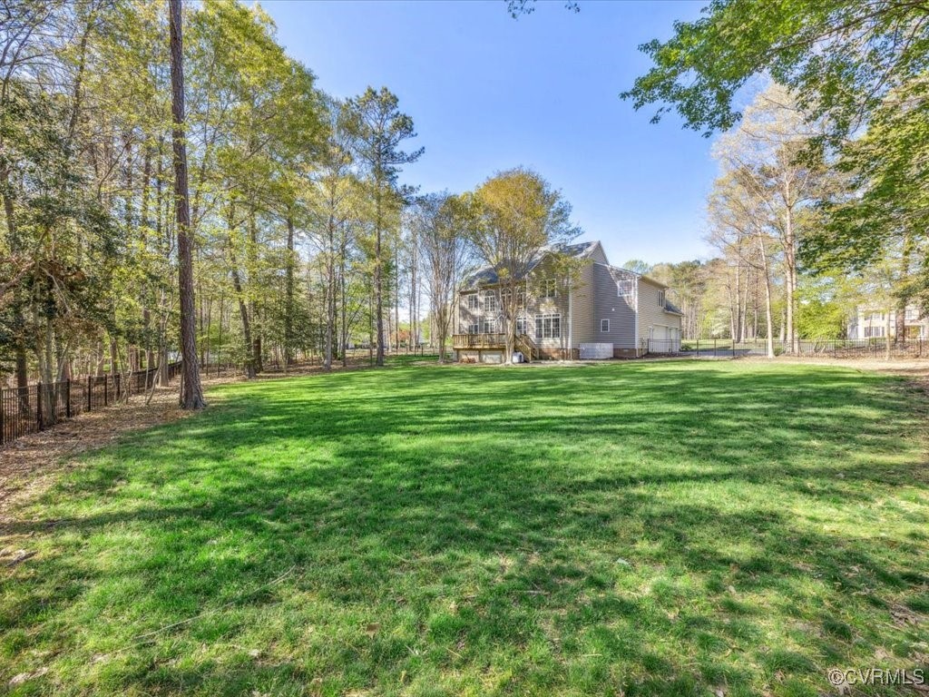 10607 Macandrew Ln