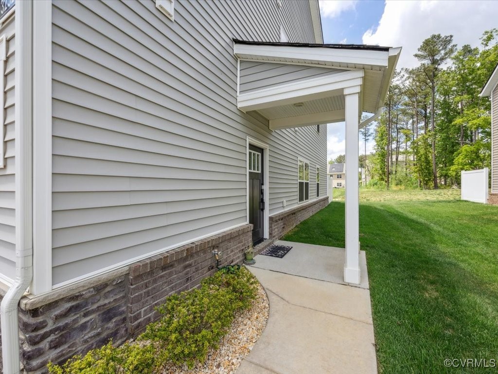 3232 Gannet Ln