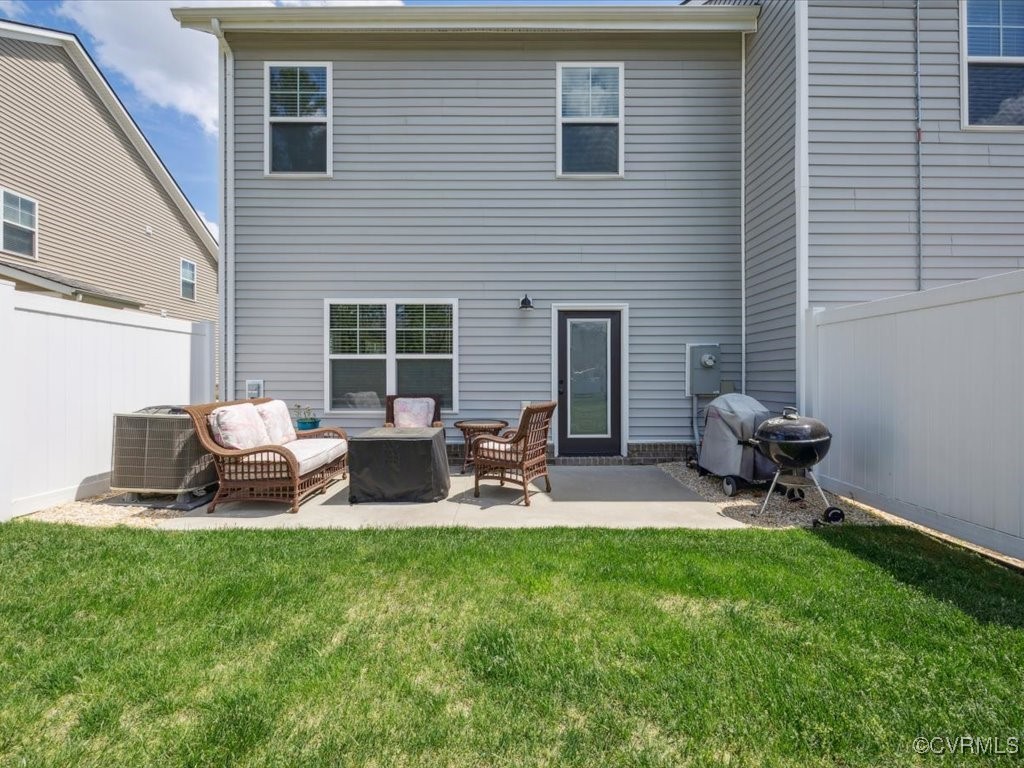 3232 Gannet Ln