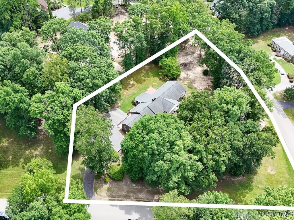 1735 Old Powhatan Est