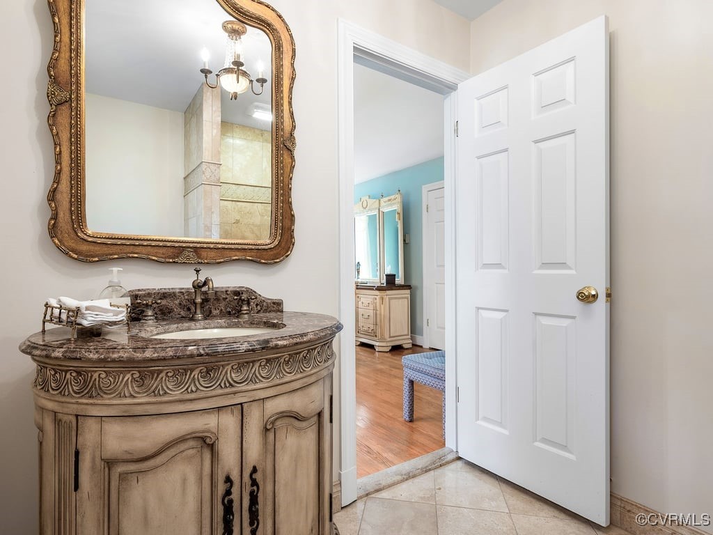 1735 Old Powhatan Est