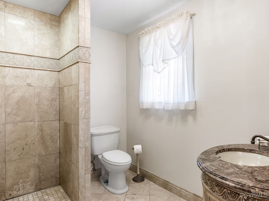 1735 Old Powhatan Est