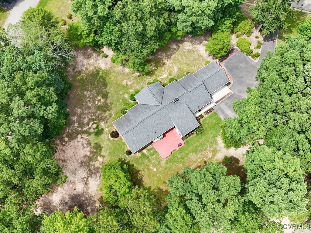1735 Old Powhatan Est