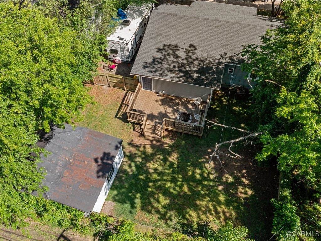 805 E Poythress St