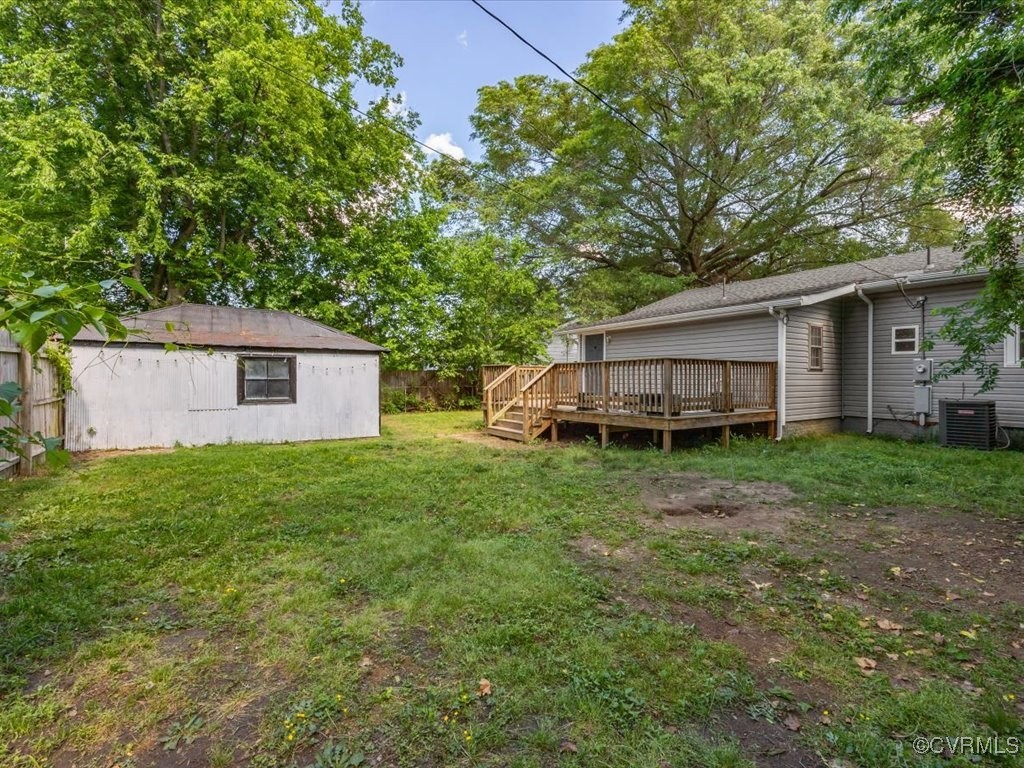 805 E Poythress St