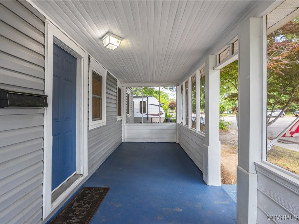 805 E Poythress St