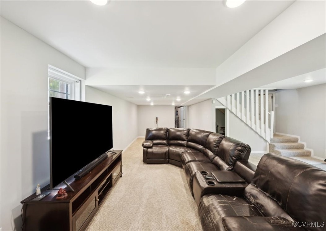 112 Webster Rd